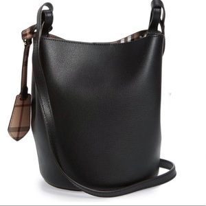 ‼️SOLD‼️ Burberry Lorne Bag